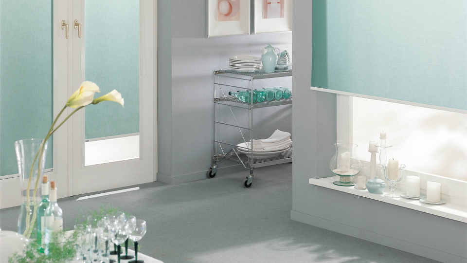 Maßgefertigte Rollos für Terrassen- und Balkon-Türen | Sonevo